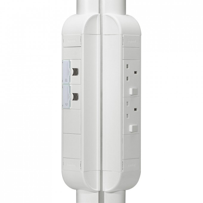 Пустой розеточный блок LEGRAND для комплектования 8 модулей длина 325 мм белый 031066