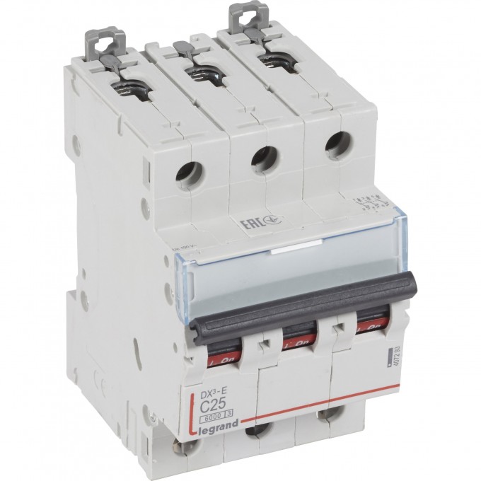 Автоматический выключатель LEGRAND DX³-E 6000 6 кА тип C 3П 230/400 В 25А 3 модуля белый 407293