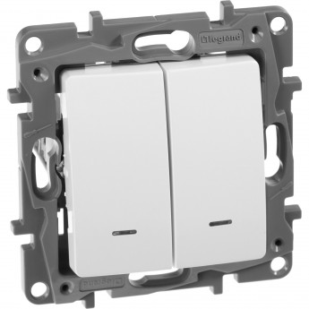 Выключатель/переключатель LEGRAND Etika Plus двухклавишный с подсветкой 10 A 250 В белый Выключатель/переключатель LEGRAND Etika Plus двухклавишный с подсветкой 10 A 250 В белый