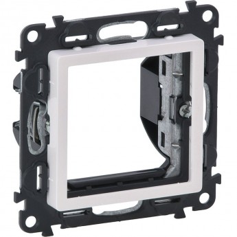 Адаптер LEGRAND Valena LIFE для механизмов Mosaic 2-модульных белый Адаптер LEGRAND Valena LIFE для механизмов Mosaic 2-модульных белый