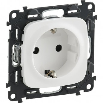 Силовая розетка LEGRAND Valena ALLURE 2К+З 16А 250В с защитными шторками безвинтовые зажимы с лицевой панелью белый