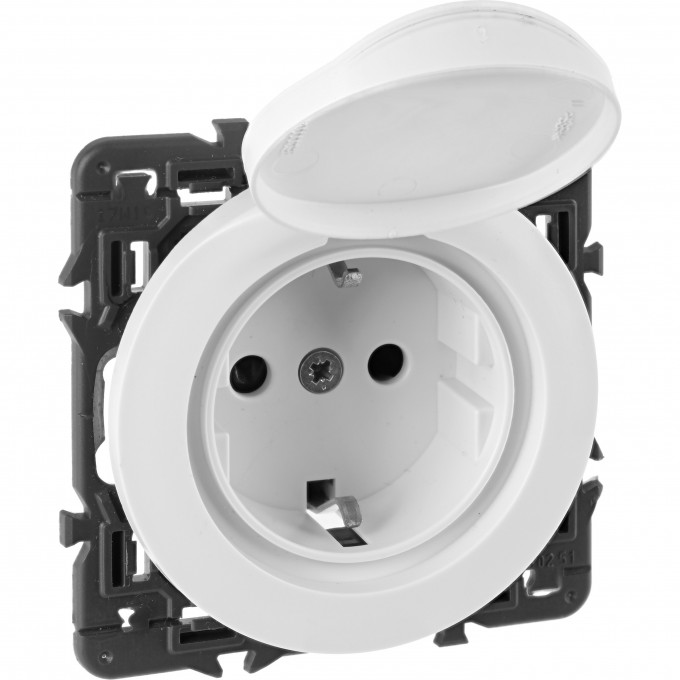 Розетка LEGRAND Celiane 2К+3 немецкого стандарта с защитной крышкой IP 44 белый SET-1-067153-03