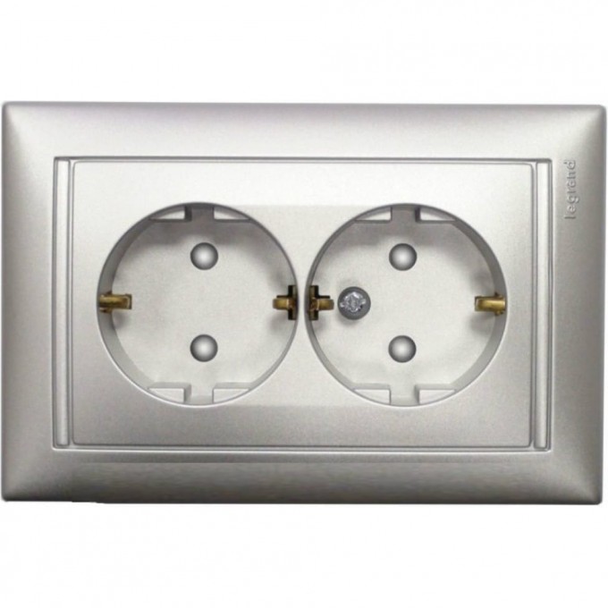 Розеточный блок LEGRAND Valena немецкий стандарт 2х2К+3 защит. шторки укомплектованный 16 А 230/250 В алюминий 770127